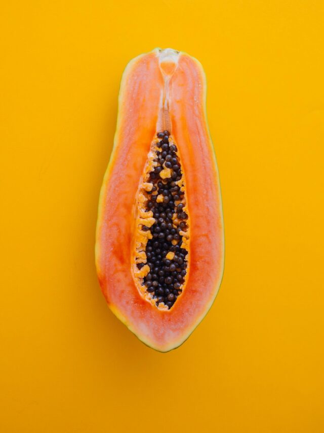 Papaya Side Effects : पपीता खाने के नुकसान